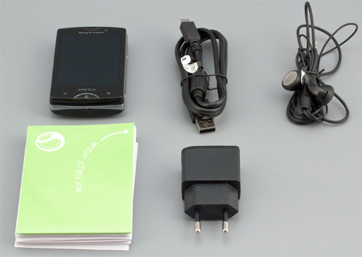Обзор Sony Ericsson Xperia mini pro. Аксессуары