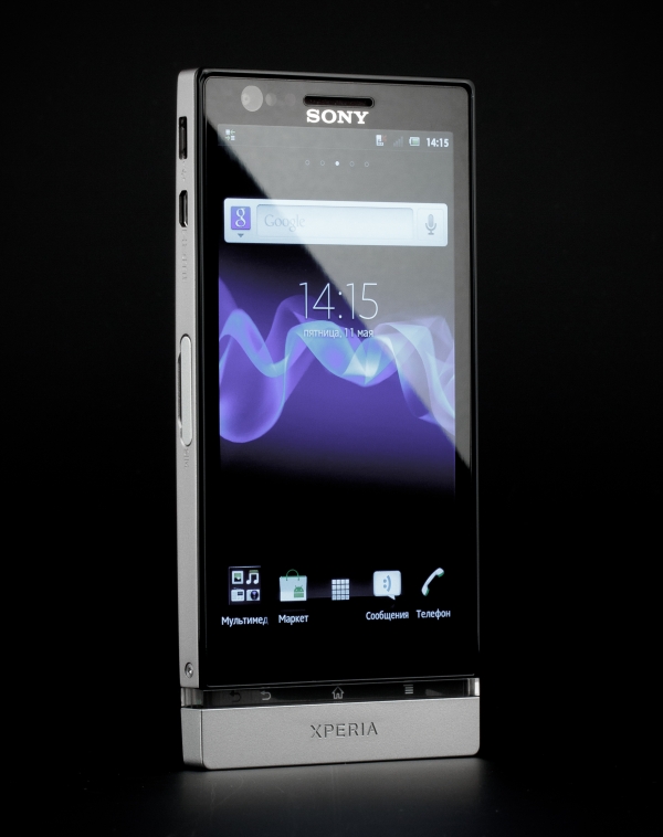 Sony Xperia P — общий вид