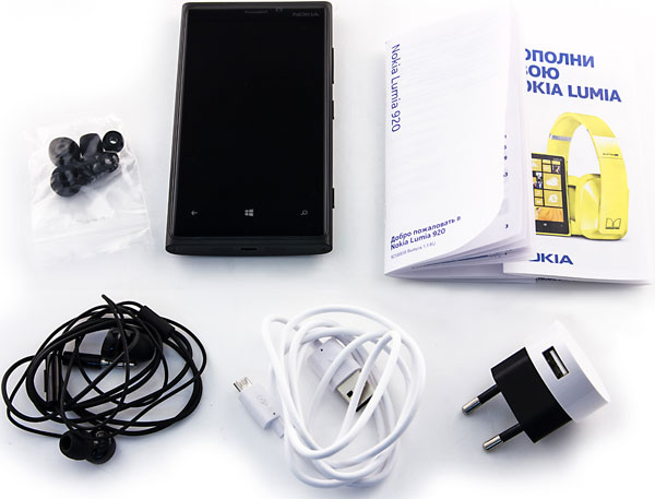 Комплектация смартфона Nokia Lumia 920