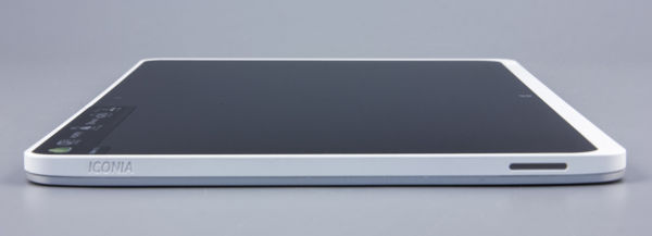 Левая грань планшета Acer Iconia Tab W510