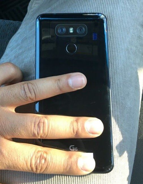 Фото дня: смартфон LG G6