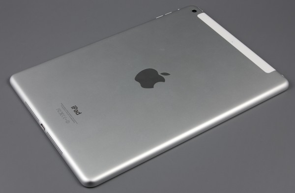 Задняя сторона iPad Air