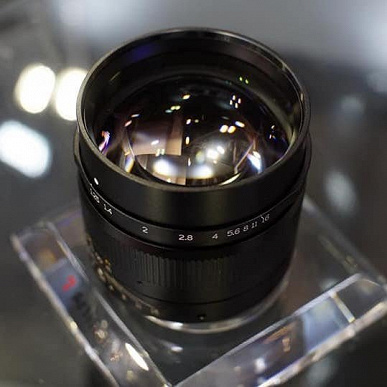 7artisans-75mm-f1.25-lens-for-Leica-M-mo