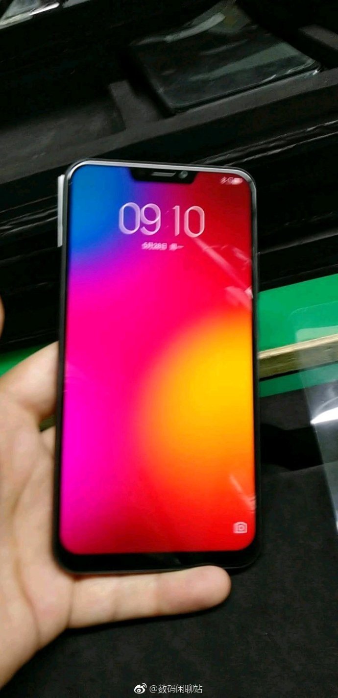 Появились фотографии смартфона Lenovo Z5 (или Z5 Lite)