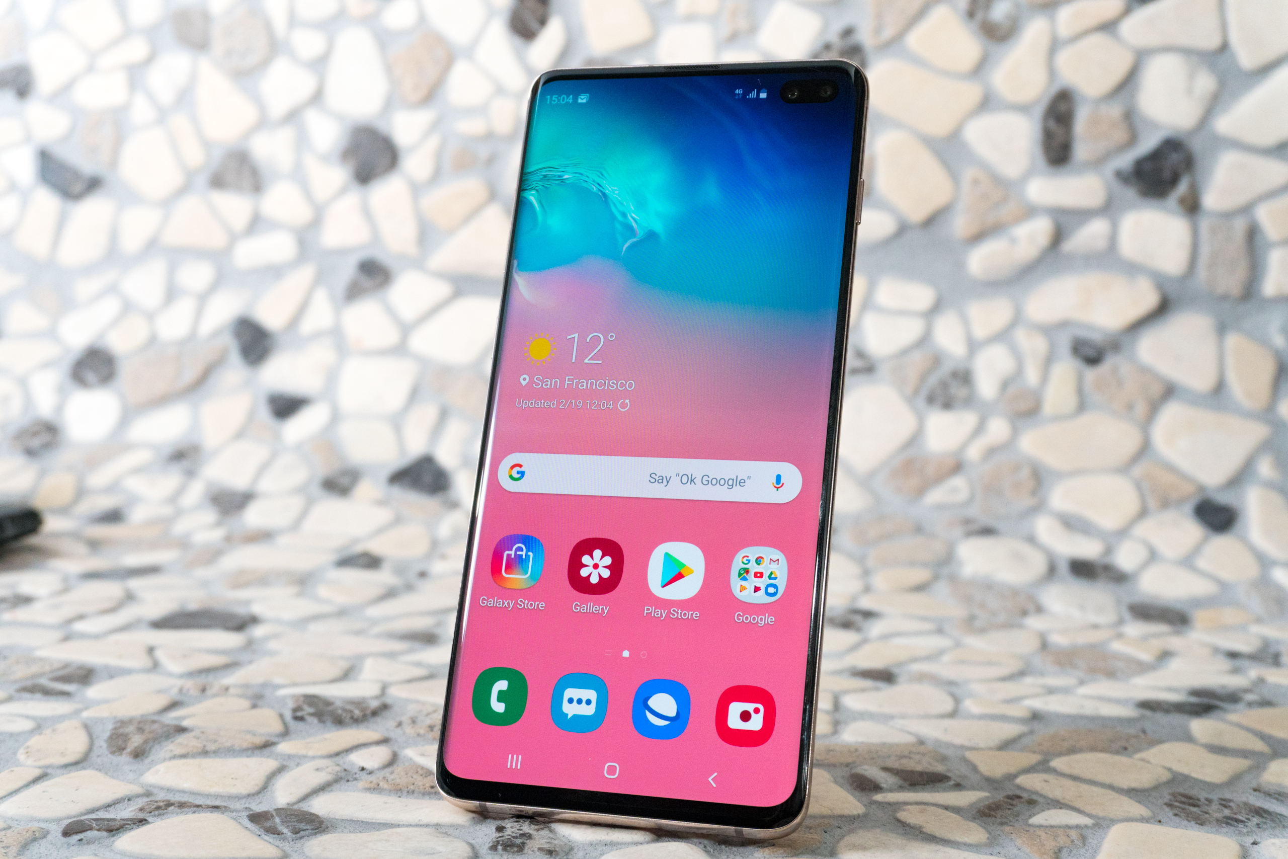 12 ГБ ОЗУ, 1 ТБ флэш-памяти и не только. Флагманские смартфоны Samsung  Galaxy S10 представлены