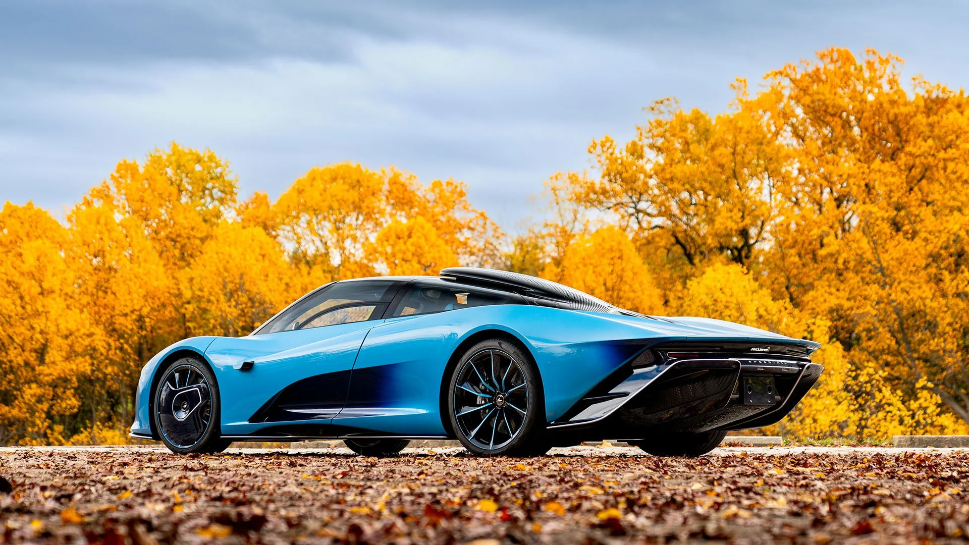 Более 400 км/ч и 1036 л.с. — уникальный McLaren Speedtail продадут на  аукционе