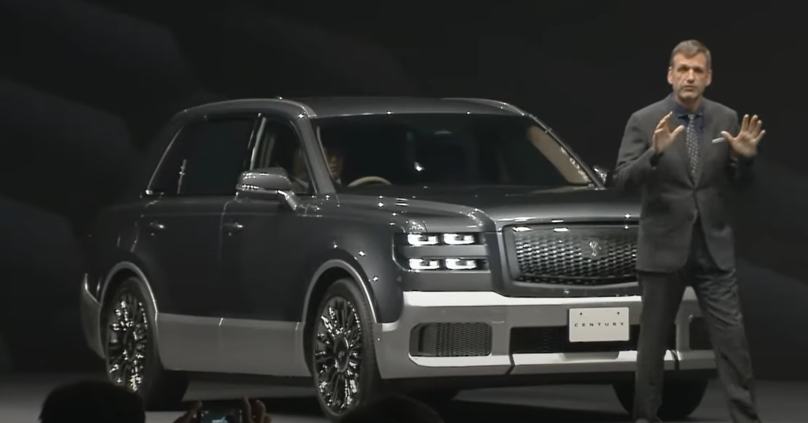 Представлен «японский Rolls-Royce Cullinan» — роскошный кроссовер Toyota  Century 2024