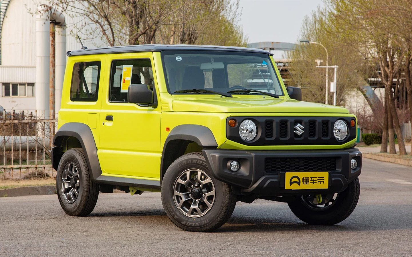 В Россию приехали Suzuki Jimny японской сборки и с гарантией 2 года