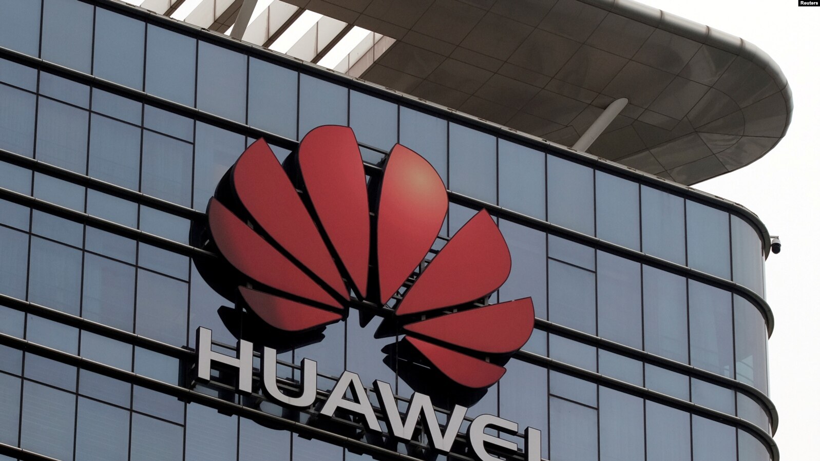 Вице-президент Huawei: fifty three из 100 крупнейших банков мира используют решения Huawei для хранения данных