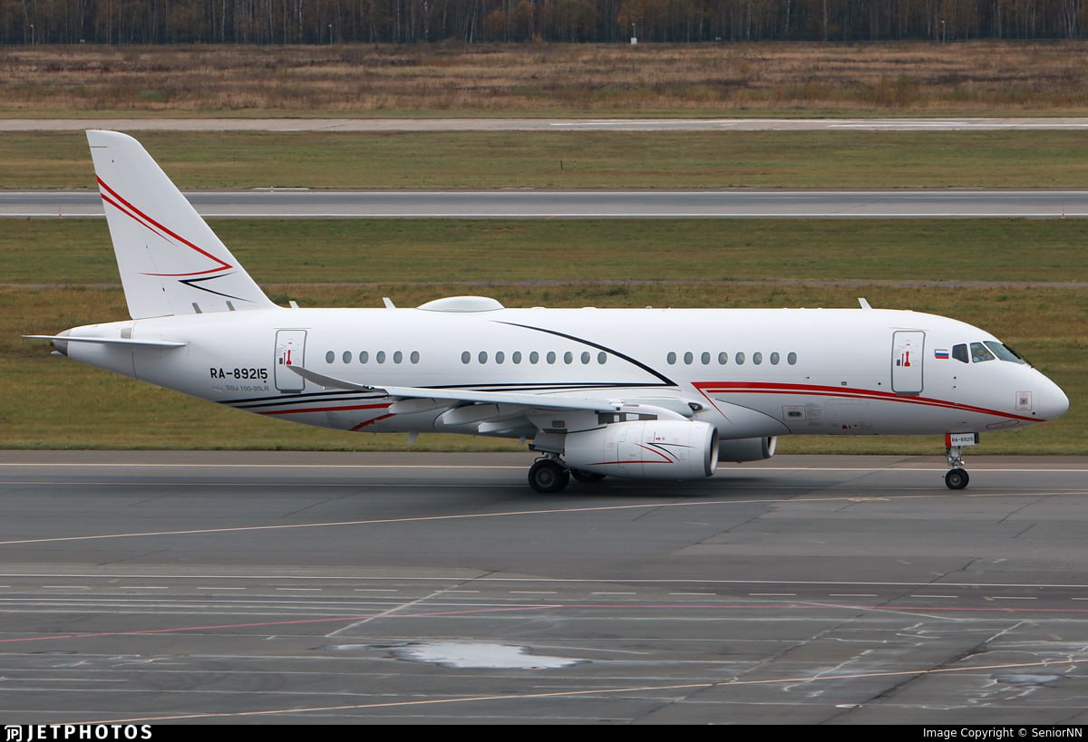 Последний неимпортозамещённый «Суперджет» ввели в эксплуатацию: SSJ-100 с регистрационным номером RA-89215 вошел в состав флота «Лукойл-Авиа»