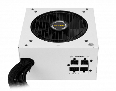Блок питания Antec Earthwatts Gold Pro White мощностью 750 Вт оснащен комбинированной кабельной системой