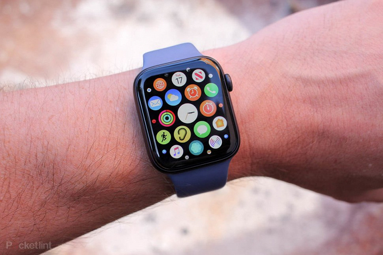Apple Watch есть у каждого второго владельца умных часов