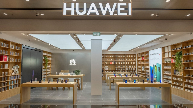 В магазинах Китая уже не осталось смартфонов Huawei