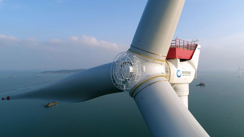 В Китае строят самый большой морской ветрогенератор высотой 264 м и мощностью 16 МВт