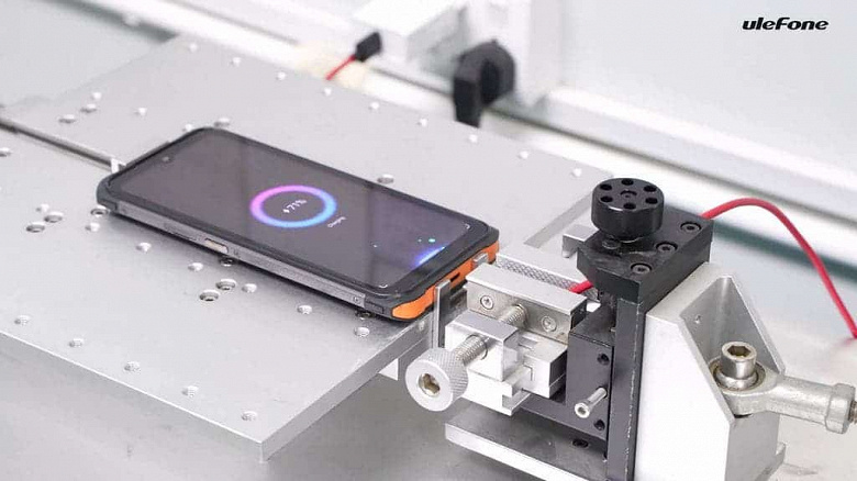 Какие испытания проходит первый в мире неубиваемый смартфон с антибактериальным покрытием, NFC и беспроводной зарядкой — Ulefone Armor 12 5G — перед выходом на рынок