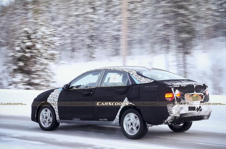 Hyundai Solaris нового поколения появился на дорогах: первые фотографии