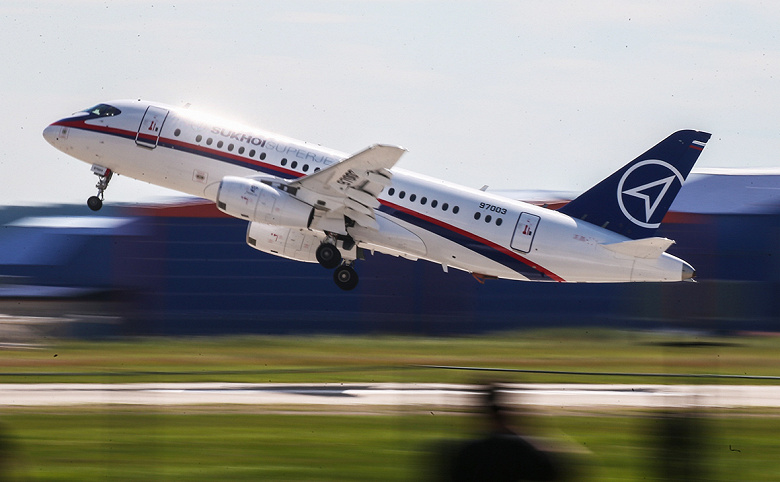 В следующем году в России будет произведено всего два самолёта SSJ New