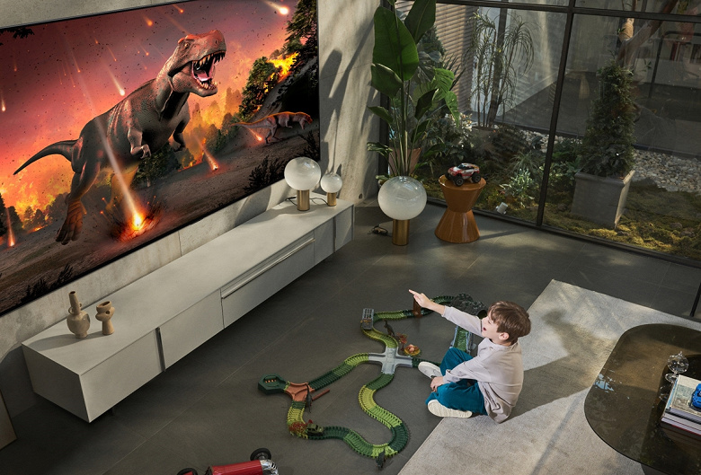 LG анонсировала самый большой в мире OLED-телевизор