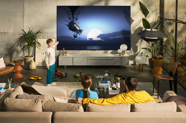 LG анонсировала самый большой в мире OLED-телевизор
