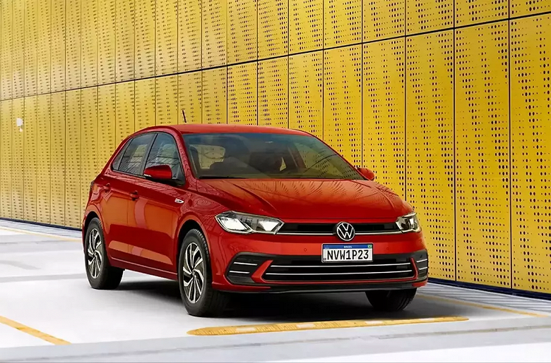Представлен новый Volkswagen Polo: светодиодные фары уже в базовой комплектации