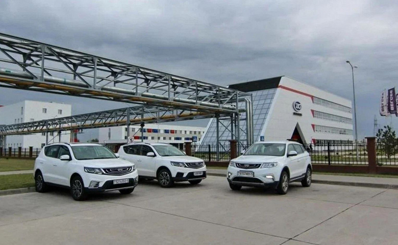 Белорусский завод, на котором собирают Geely, ведёт переговоры с АвтоВАЗом по созданию «союзного» автомобиля