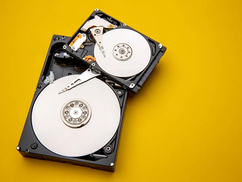 HDD уже никому не нужны? Рынок жёстких дисков в 2022 году упал почти вдвое