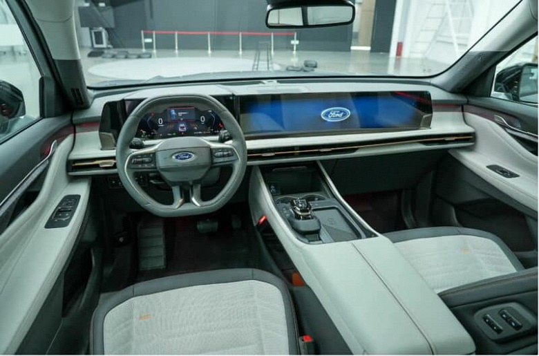 Представлен новый Ford Edge L с запасом хода 1188 км