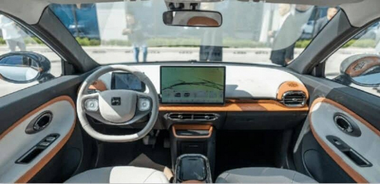 Представлен современный недорогой электромобиль с огромным экраном JAC EV3. Цена уже объявлена 