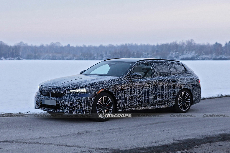 BMW 5-й серии 2024 года впервые показали без камуфляжа. Новинка будет очень интересной в техническом плане