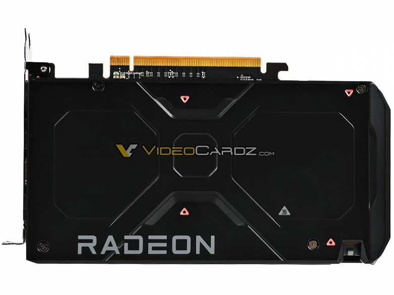 Это эталонная Radeon RX 7600. Референсный адаптер получит СО с двумя вентиляторами
