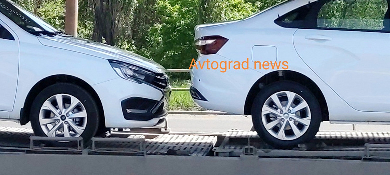 Lada Vesta NG стройными рядами выходят с конвейера АвтоВАЗа. За первый день после длительного простоя собрано 370 авто