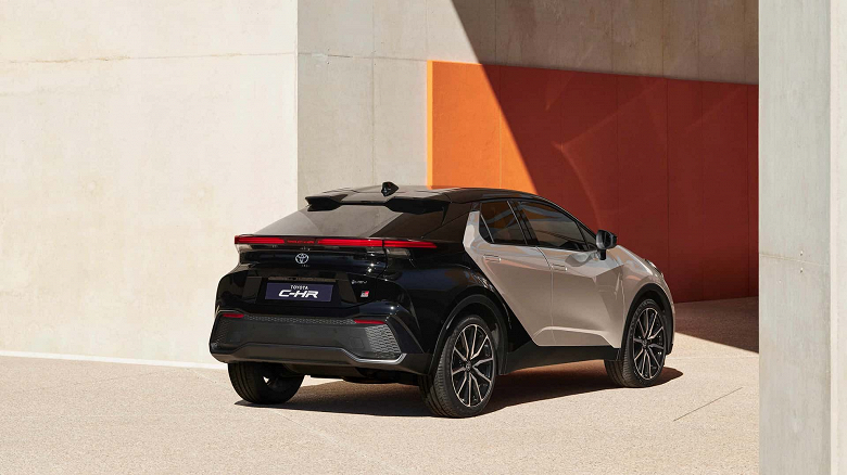 Представлена совершенно новая Toyota C-HR 2024