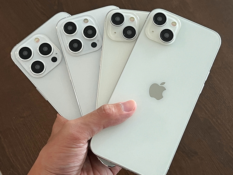 Больше никаких загадок: точные копии iPhone 15, iPhone 15 Plus, iPhone 15 Pro и iPhone 15 Pro Max показали вживую