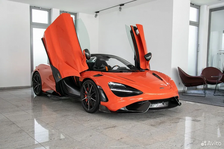 MCLAREN 765lt карбоновый