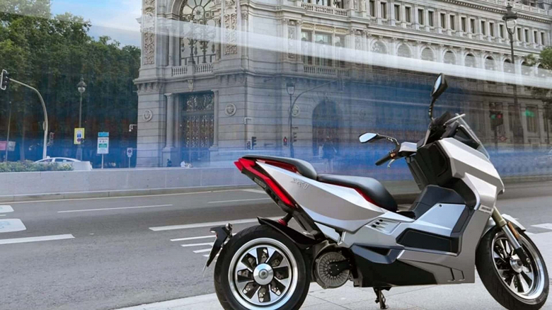 Король среди скутеров: Scorpio X1 с 10-киловаттным мотором, запасом хода 200 км и скоростью более 100 км/ч проходит финальные испытания