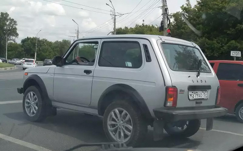 Powered by Lada Sport. Предсерийную Lada Niva Sport засняли на дороге