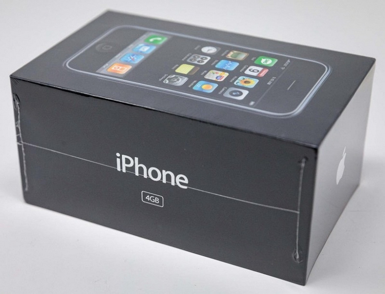 Цены взлетели: нераспечатанный iPhone продали за 133 тыс. долларов