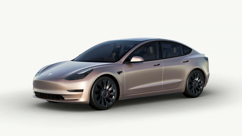 Tesla начала оклеивать Model 3 и Model Y плёнкой за 7500–8000 долларов