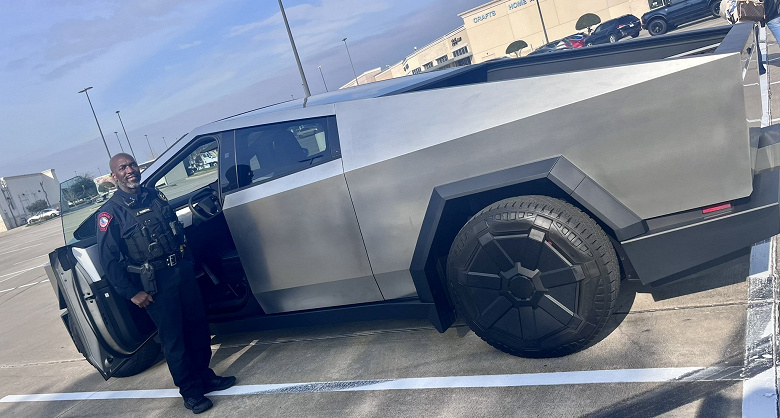 Tesla Cybertruck встанут на полицейскую службу