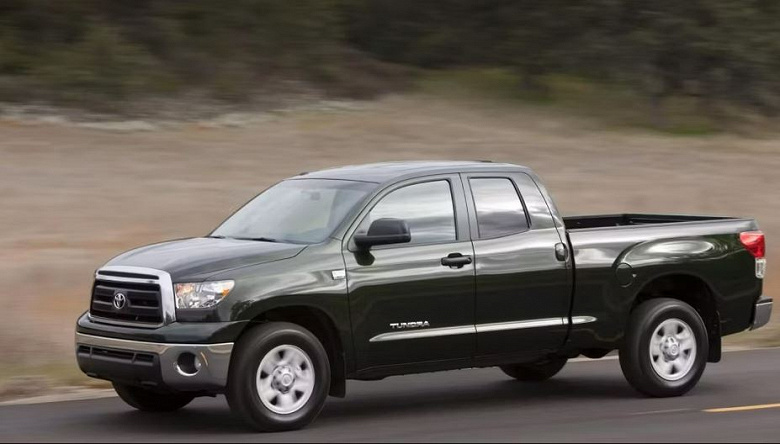 Toyota Tundra 2013 года равных нет. Рейтинг самых надежных пикапов Toyota от HotCars