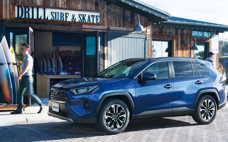 Представлен Toyota RAV4 2025 — теперь только с полным приводом