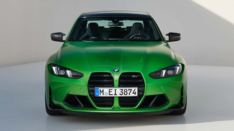 Представлена новая «тройка» BMW: от 150 до 530 л.с. и новая операционная система BMW 8.5