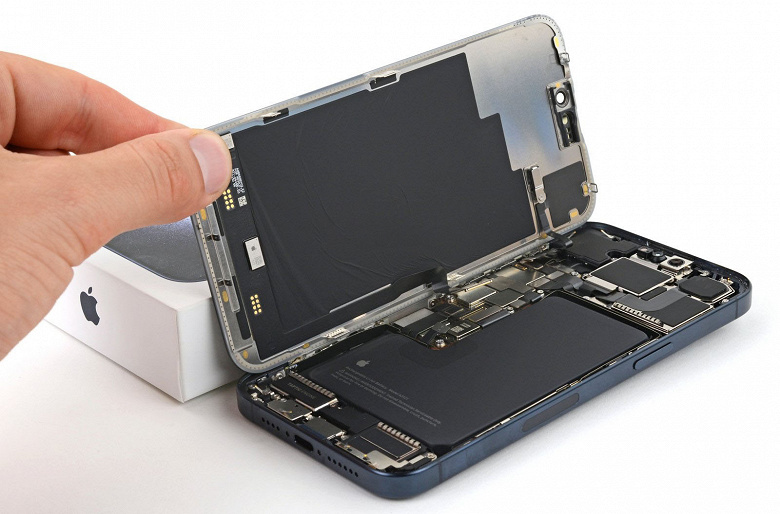 iPhone 16 Pro Max получит аккумулятор с повышенной плотностью энергии