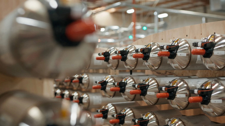EnerVenue привлекает 515 миллионов долларов для крупномасштабного производства никель-водородных аккумуляторов