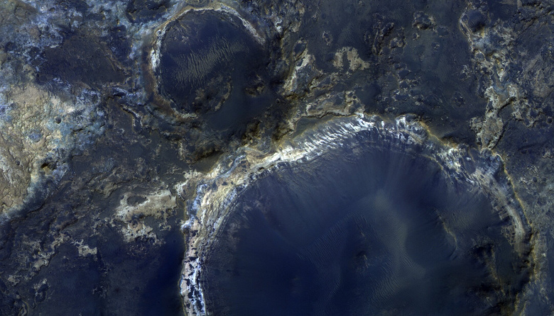 Изображения миссии ExoMars TGO с орбиты Марса раскрыли минералогическое разнообразие планеты
