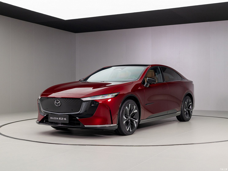 Новая «шестерка» Mazda уже на конвейере. Стартовало серийное производство Mazda EZ-6