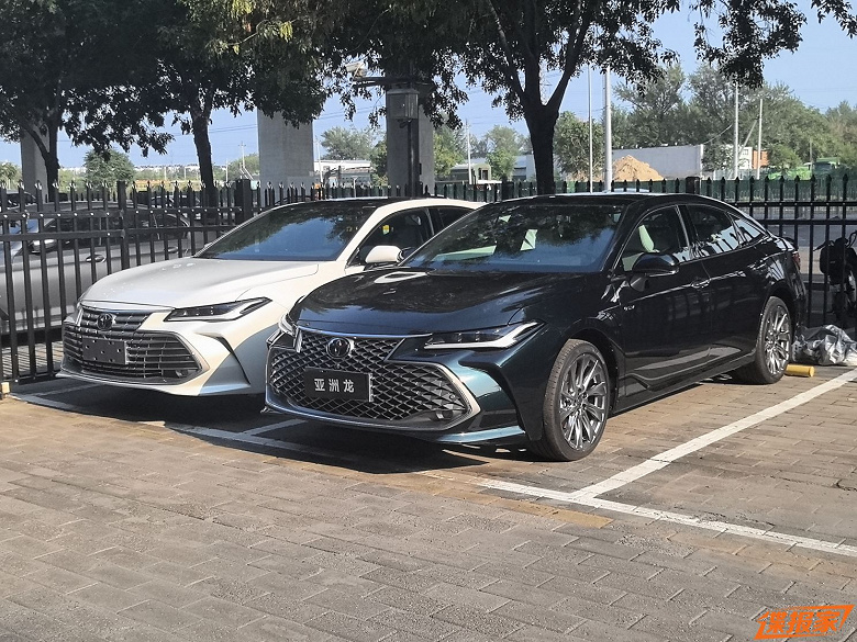 Новую Toyota Avalon засняли до официальной премьеры