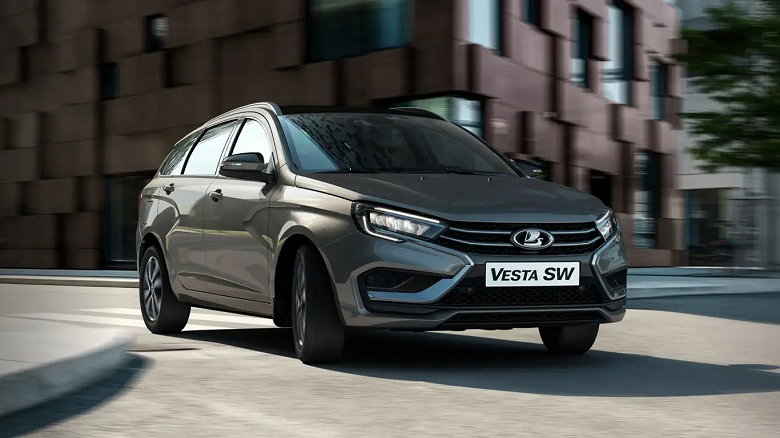 Альтернатива кроссоверам: АвтоВАЗ рассказал, какая Lada Vesta пользуется повышенным спросом и почему