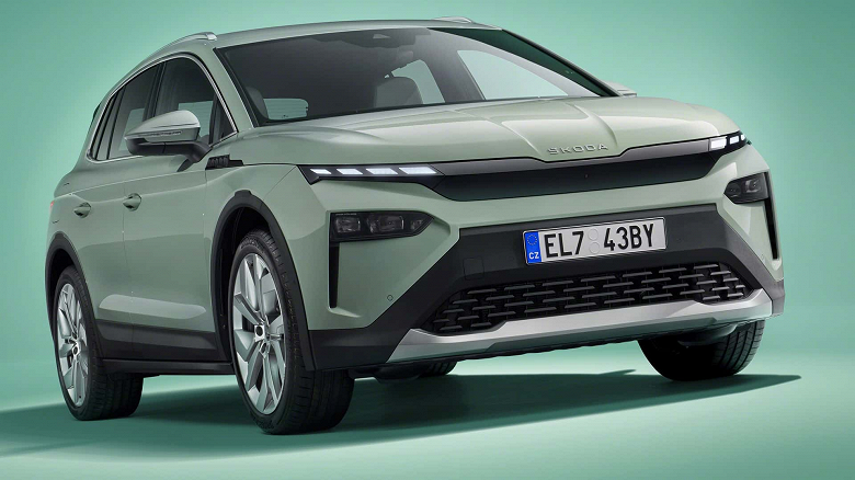 Это совершенно новый Skoda Elroq. Опубликованы живые фото после анонса