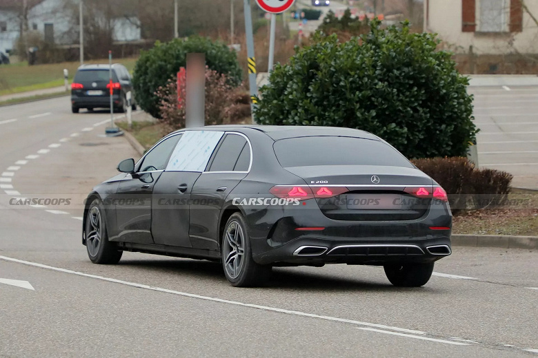 6-метровый Mercedes-Benz E-Class 2025 получит дополнительный третий ряд сидений